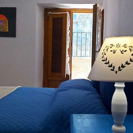 La Loggia Del Capitano - Rione Capisotto Lägenhet Pitigliano Exteriör bild