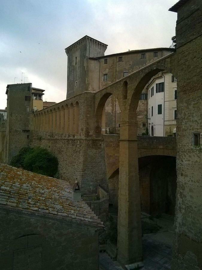 La Loggia Del Capitano - Rione Capisotto Lägenhet Pitigliano Exteriör bild