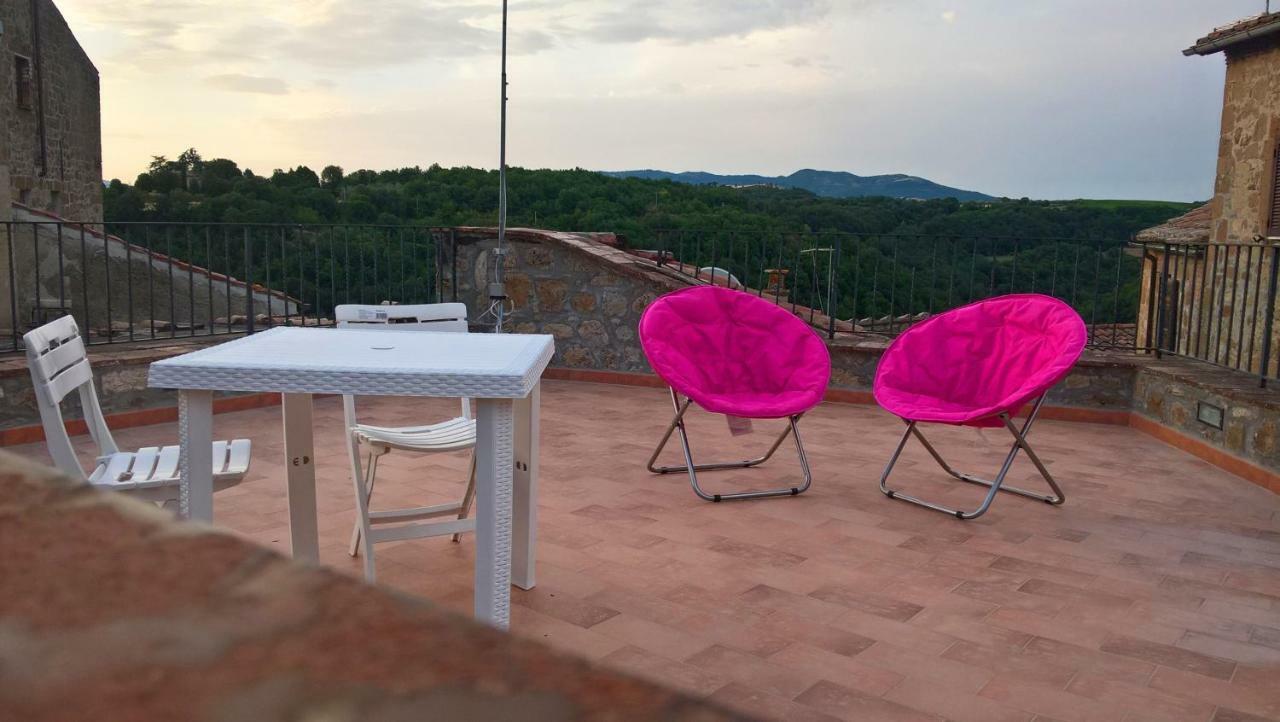La Loggia Del Capitano - Rione Capisotto Lägenhet Pitigliano Exteriör bild